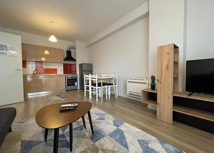 Bonbon 1 - Quiet 1 Bedroom Tirana
